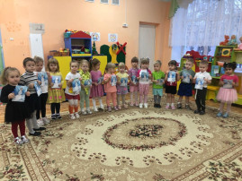День рождение Снеговика День рождение Снеговика.